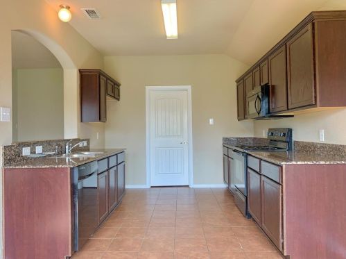 7978 Los Alamitos Ln, Fort Worth TX  76140-8643 exterior