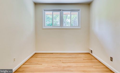 10408 Insley St, Silver Spring MD 20902-4936 exterior