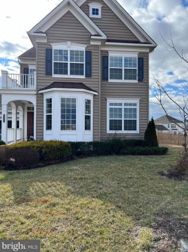 43277 Heavenly Cir, Leesburg, VA 20176-5037
