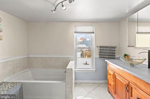809 16 St, Philadelphia PA  19132-3906 exterior