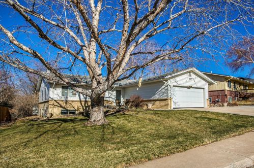 4000 Vincennes Ct, Denver, CO 80237-1751