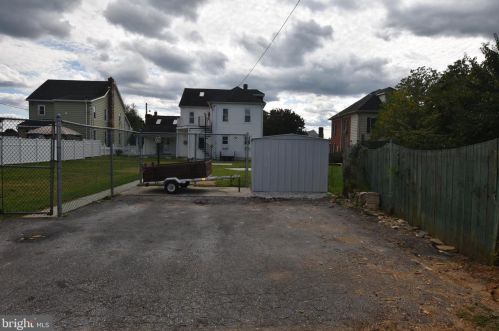 293 St, Hanover PA 17331-2320 exterior