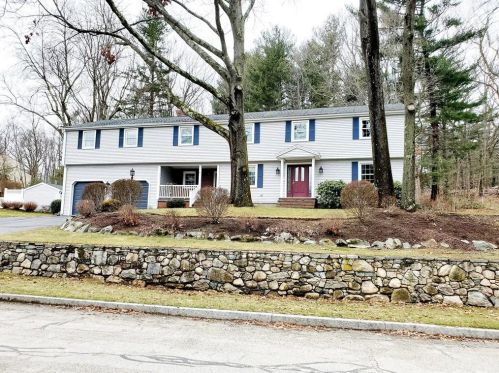19 Ducarl Dr, Lincoln, RI 02865-1320
