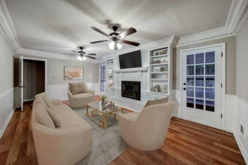 4360 Inns Brook Dr, Lithonia, GA 30039-5665