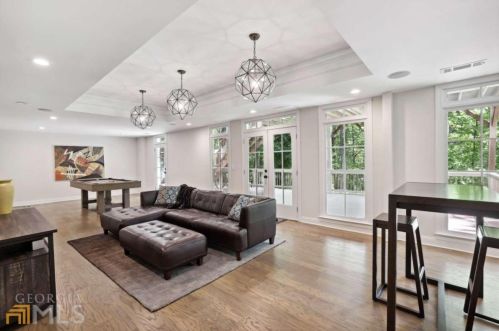 280 Cameron Ridge Dr, Atlanta GA  30328-4709 exterior