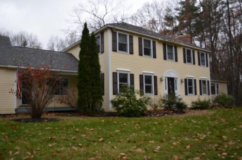 145 Mooar Hill Rd, Hollis, NH 03049-6243