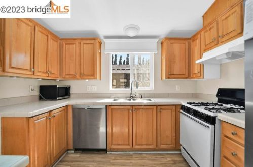 26 Tunis Pl, Pacheco, CA 94553-6328