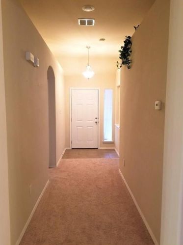 6204 Dream Dust Dr, Fort Worth, TX 76180-5104