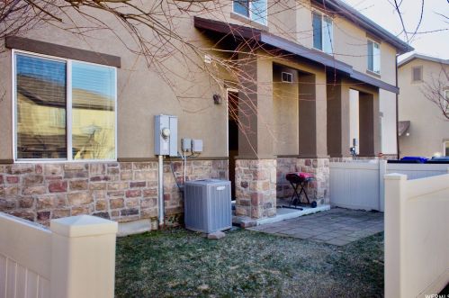 286 650, Centerville UT 84014-1098 exterior