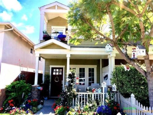 753 D Ave, San Diego, CA 92118-2125