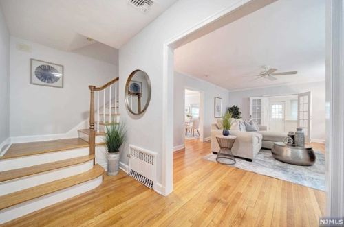 2 Marquette Rd, Montclair, NJ 07043-2626