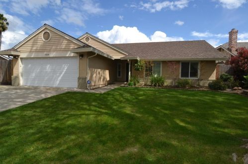 1304 Winford St, Modesto, CA 95355-9781