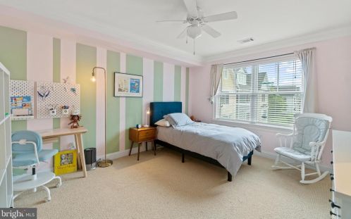 8916 Ct Way, Silver Spring MD 20910-2276 exterior