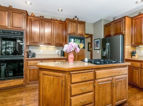 3817 Bridgewater Dr, Saint Paul MN  55123-2526 exterior