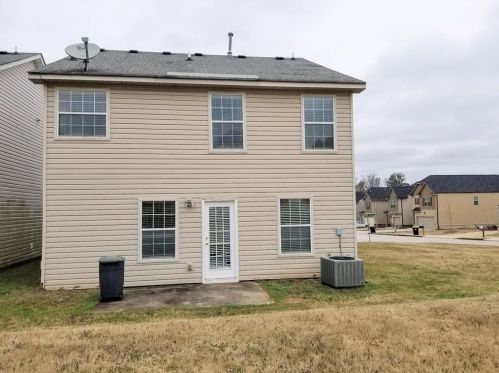 15 Colser Dr, Porterdale, GA 30016-0981