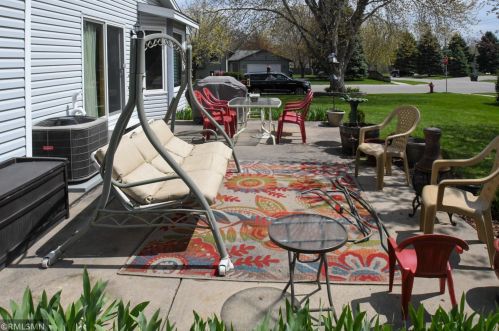 4393 Bear Path Trl, Saint Paul MN  55122-2218 exterior
