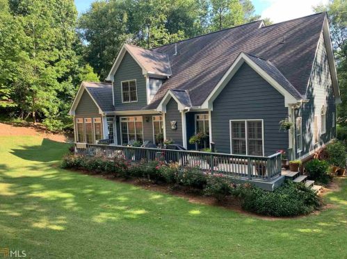 124 Red Oak Trl, Lagrange, GA 30240-6502