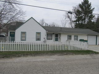 1525 Woodridge Dr, Volo IL  60073-1664 exterior