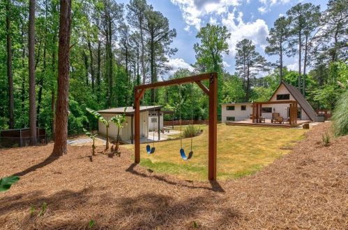 3878 Foxford Dr, Atlanta GA  30340-4407 exterior