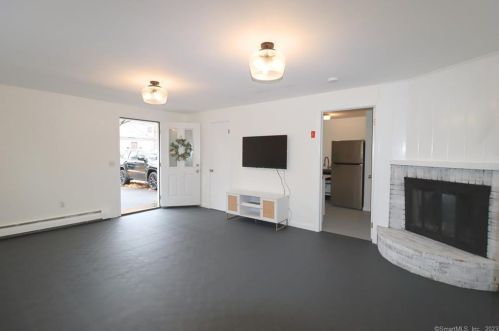 38 Melrose Ave, Norwalk CT  06855-2141 exterior