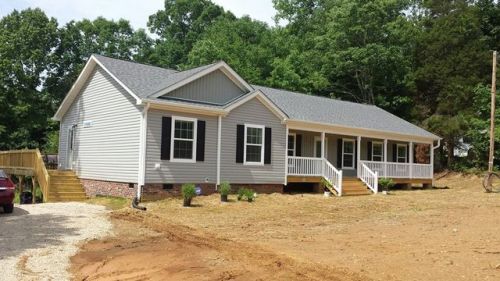 1124 Charlotte Hwy, Bells Cross Roads, NC 28166-8732