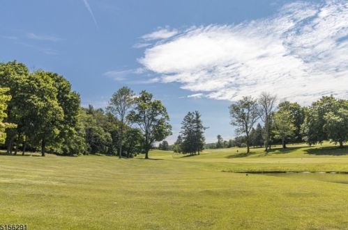 7 Osprey, Hackettstown NJ  07840-2726 exterior