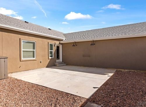 1433 Dailey Dr, Pueblo CO  81007-1239 exterior
