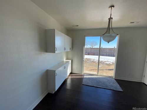 841 Willow Dr, Denver CO  80603-7743 exterior