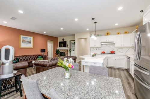 9 Carmichael, Irvine CA  92602-0939 exterior