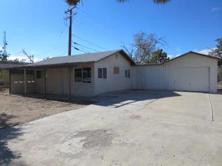 9870 7th Ave, Hesperia, CA 92345-3150