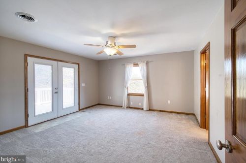 345 Journey Ln, Berkeley Springs WV exterior