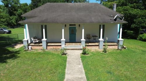 207 Lincoln St, Mapleton, TX 75835-1677