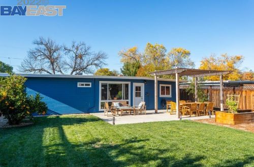 3124 Ameno Rd, Concord CA  94519-2221 exterior