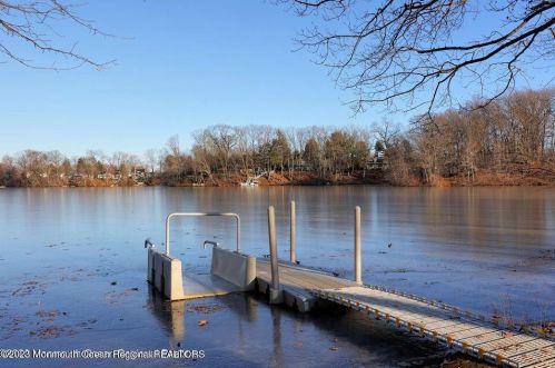 65 Lexington Ct, Tinton Falls NJ  07701-5466 exterior