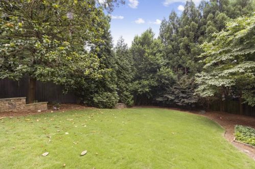877 Highland Ter, Atlanta GA  30306-3411 exterior