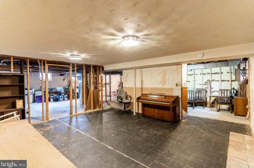 11407 Newport Ml Rd, Silver Spring MD exterior