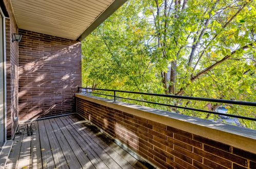 2542 Chicago Ave, Chicago IL  60622-8366 exterior