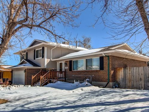 2590 Quintero Way, Aurora, CO 80013-1558