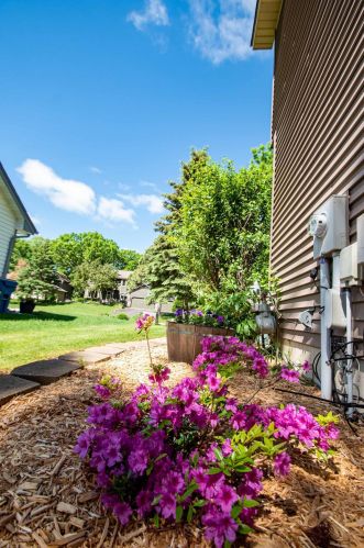 9063 Duckwood Trl, Saint Paul MN  55125-8687 exterior