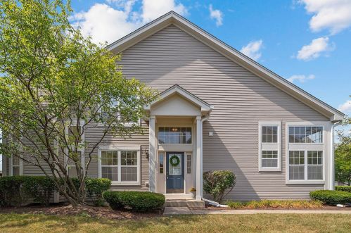 3304 Cool Springs Ct, Naperville, IL 60564-8239