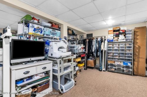 37 Walnut Ave, Tinton Falls NJ 07701-6132 exterior