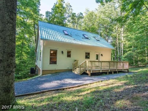 3024 Calmes Neck Ln, Boyce, VA 22620-2618