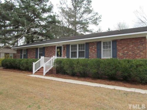 502 Ivey St, Lillington, NC 27546-6884