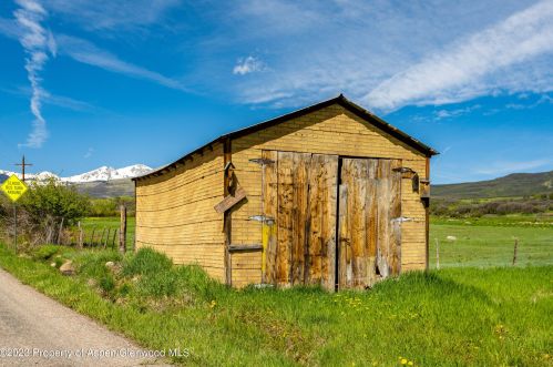 1645 Capitol Creek Rd, Snowmass CO 81654-9337 exterior