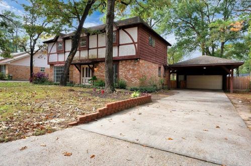 104 Wroxton Dr, Conroe, TX 77304-1759