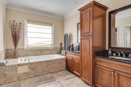 2305 Lochinver Ln, Conyers GA  30094-6852 exterior