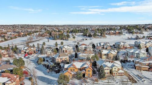 6110 Memphis Ct, Denver, CO 80016-3074