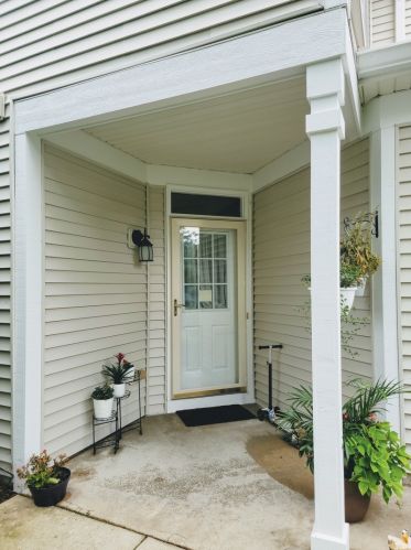 2332 Sheehan Dr, Naperville, IL 60564-4929