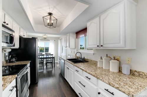 7397 Spruce St, Englewood CO 80112-1751 exterior