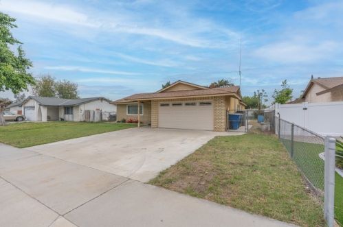 4185 Nick St, Riverside CA  92501-1723 exterior